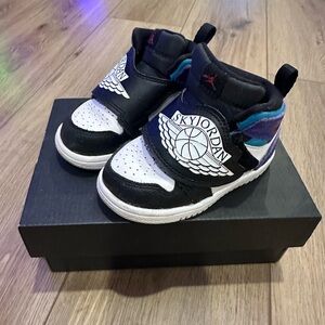 Sky Jordan Kids Shoes - Velcro